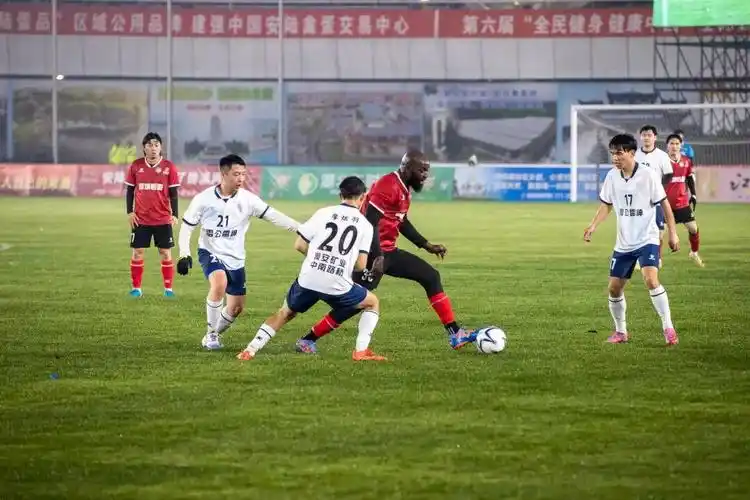 CBA联赛：浙江广厦 VS 广东东莞大益